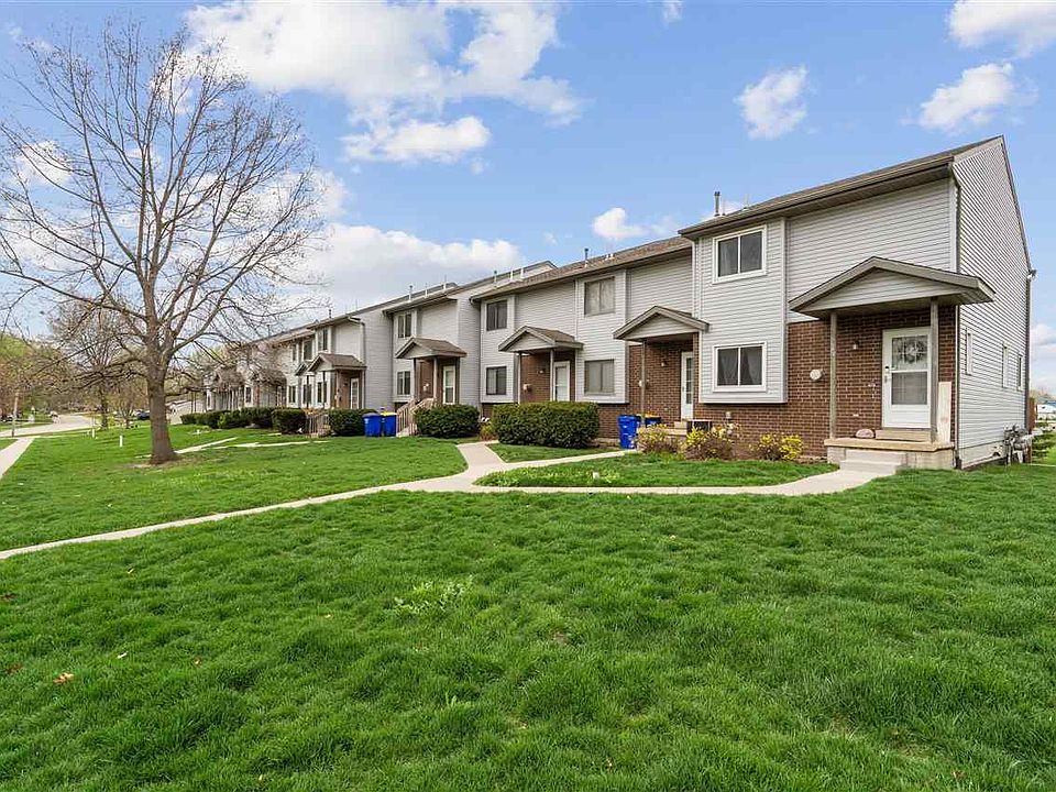 1st image of 13 Heritage Dr