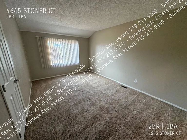 4645 Stoner Ct — Photo 10