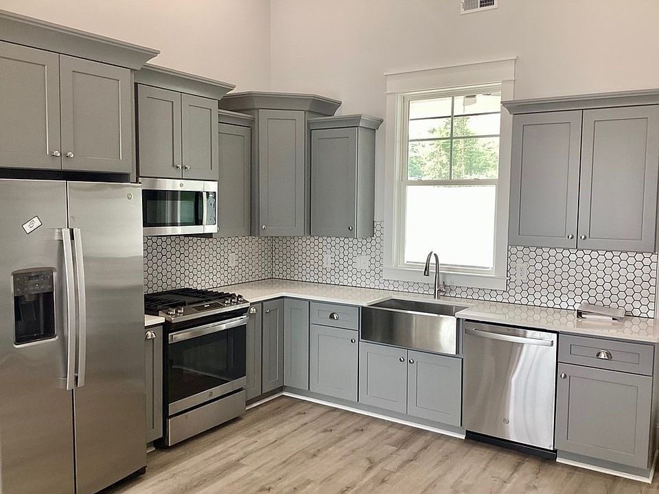2nd image of 116 Cottage Ln