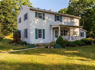 5 Lyon St, Naples, NY 14512