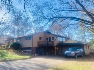 404 Mound St, Fox River Grove, IL 60021