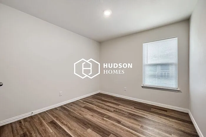 228 Garcia St — Photo 13