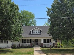 1218 E Meadow Rd, Eden, NC 27288