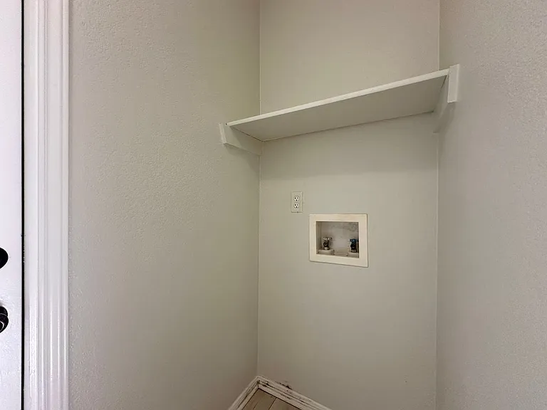 3705 Foxglove Ln — Photo 12