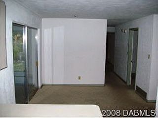 4th image of 239 Euclid Ave
