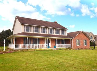 6018 Covered Wagons Trl, Flint, MI 48532