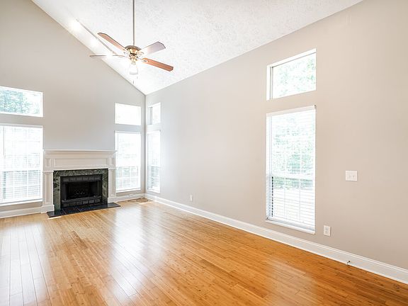 5th image of 106 Yocum Dr