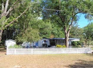 744 Center St, Mount Dora, FL 32757