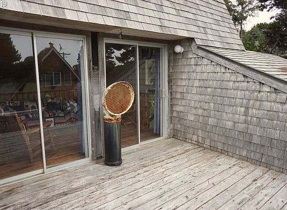 4th image of 1735 NW 32nd St