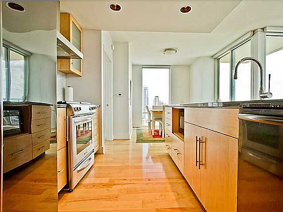 4th image of 300 Bowie St APT 2203