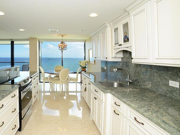 Home For Sale In Marbella