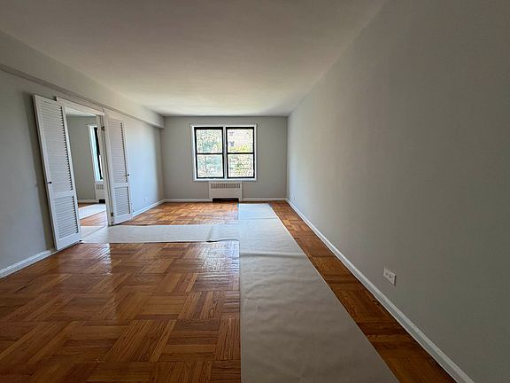 2nd image of 500 W 235th St APT 4G