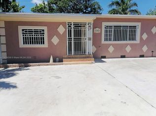 1143 NW 135th St, Miami, FL 33168