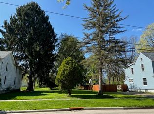 328 Dodge St, Kent, OH 44240