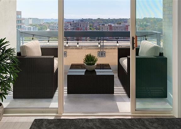 5th image of 1601 Clarendon Blvd #4662132