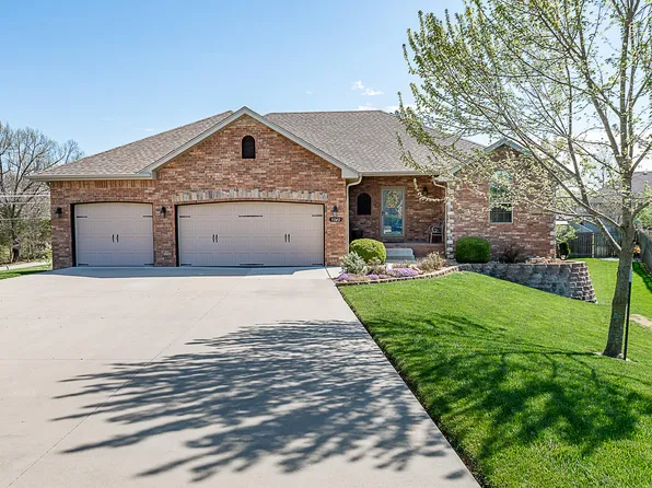 5040 S Grasshill Court, Battlefield, MO 65619