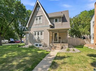 1515 S Dakota Ave, Sioux Falls, SD 57105