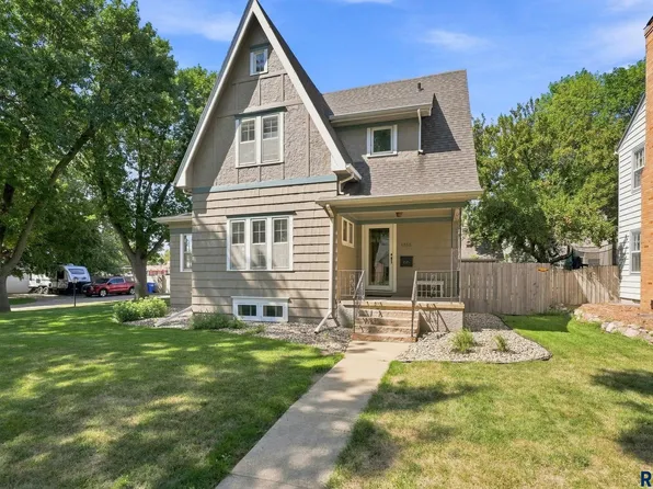 1515 S Dakota Ave, Sioux Falls, SD 57105