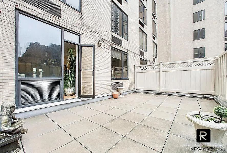 1st image of 150 E 85th St APT 2H