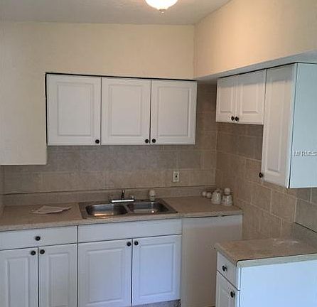 3rd image of 4725 23rd Ave S