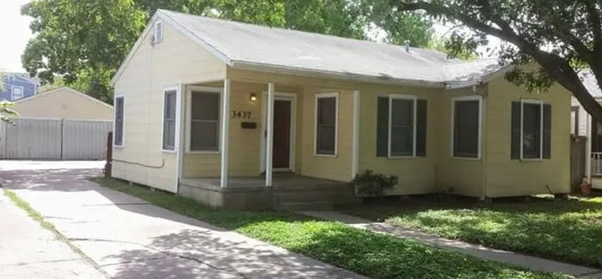 Building Photo - 3437 Topeka St