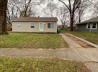7832 Birch Dr, Hammond, IN 46324