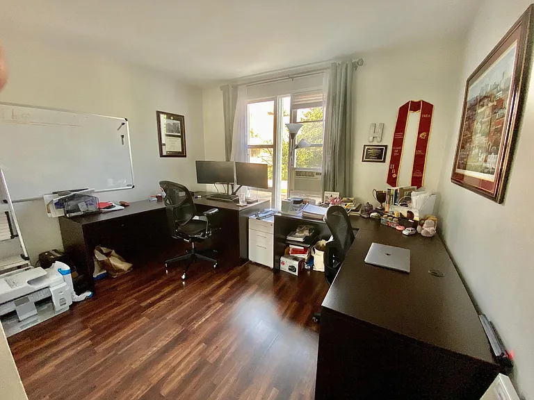 1730 Glendon Ave #7 — Photo 10
