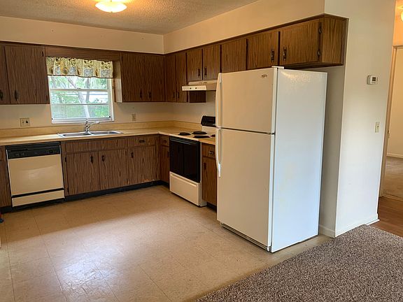 5th image of 6910 Mathers Ln APT A