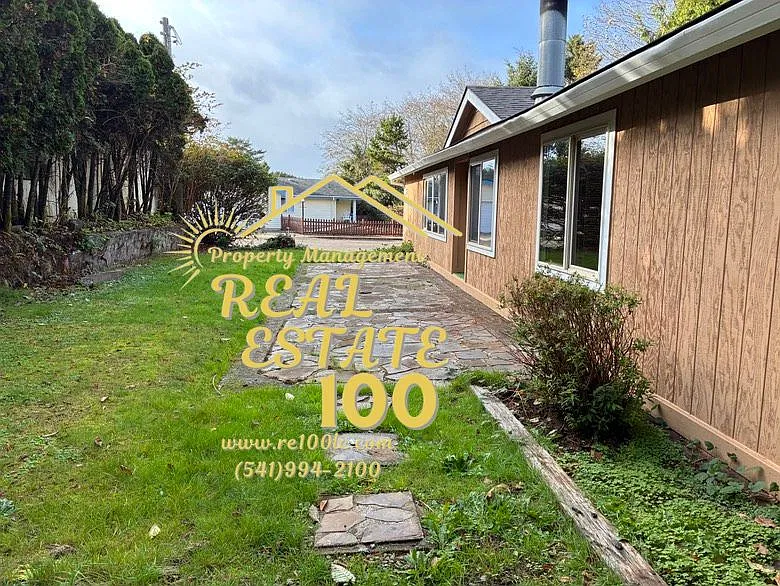 4645 N Highway 101