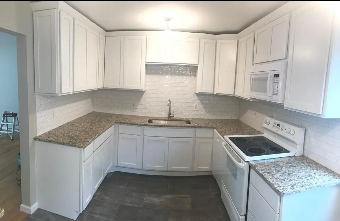 2 bed, 724 sqft, $1,400 — Photo 1
