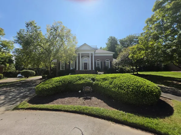2392 The Woods Ln, Lexington, KY 40502