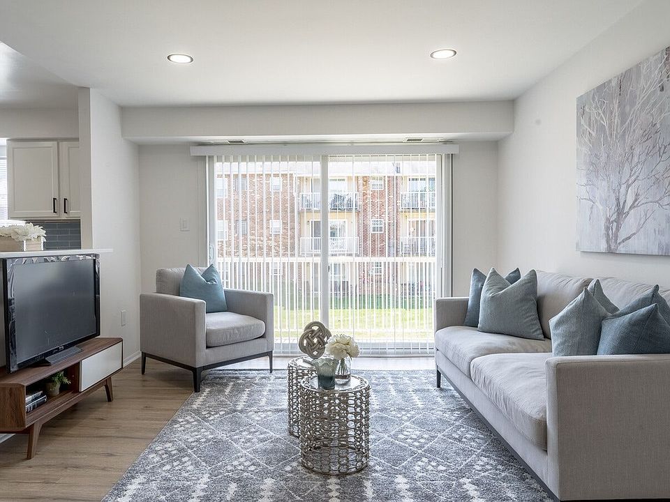 Living Room-Renovated