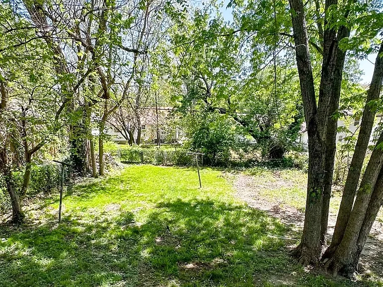 5719 Michigan Ave — Photo 15