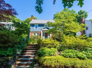 349 Vfw Pkwy, Chestnut Hill, MA 02467