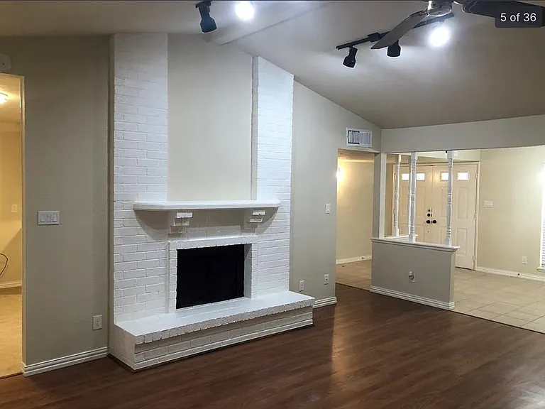 2405 Ables Dr — Photo 3
