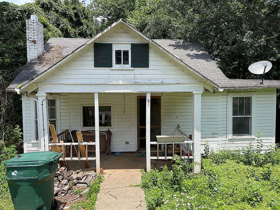 1st image of 206 W G St