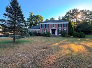 101 Diniz Dr, Raynham, MA 02767