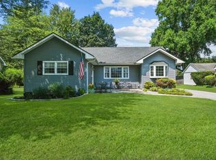 3 Goring Pl, Wappingers Falls, NY 12590