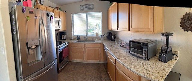 1st image of 901 E Monona Dr
