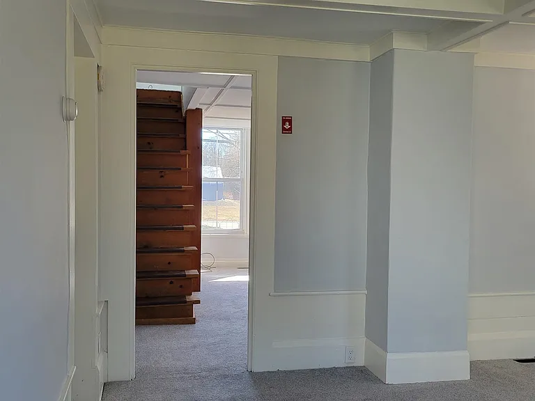 106 Emerson Ave #C — Photo 11