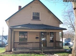 544 Ridge Ave NE, New Philadelphia, OH 44663