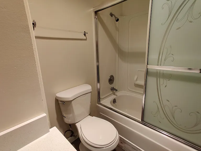 927 N 96th St #16 — Photo 10