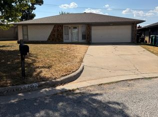 8617 N Eagle Ln, Oklahoma City, OK 73132