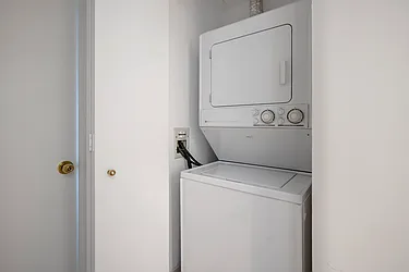 Sold by Manhattan Network Inc.