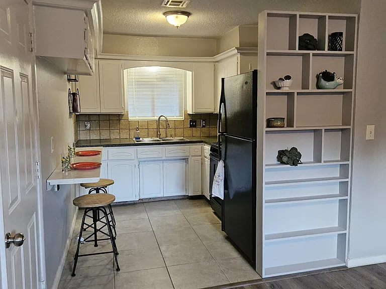 207 Stanton Dr — Photo 7