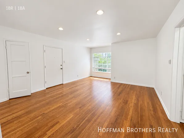 1907 1/4 N Las Palmas Ave, Los Angeles, CA 90068