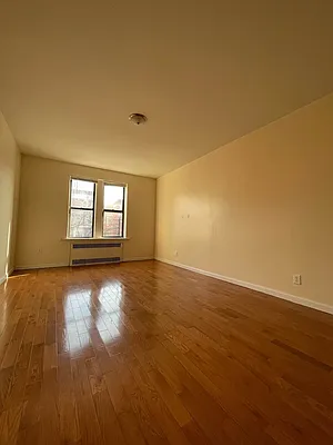 Rented by Candid Listings LLC | media 24