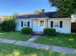 109 Union St, Centerville, IN 47330