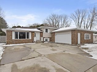 4233 Cindy Ln, Michigan City, IN