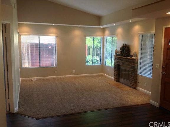 5th image of 3482 Sweetwater St